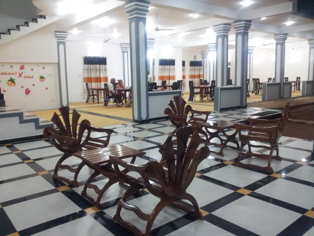 Peacock Reach Hotel Tissamaharama Ngoại thất bức ảnh