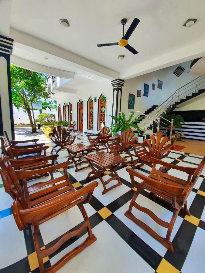 Peacock Reach Hotel Tissamaharama Ngoại thất bức ảnh