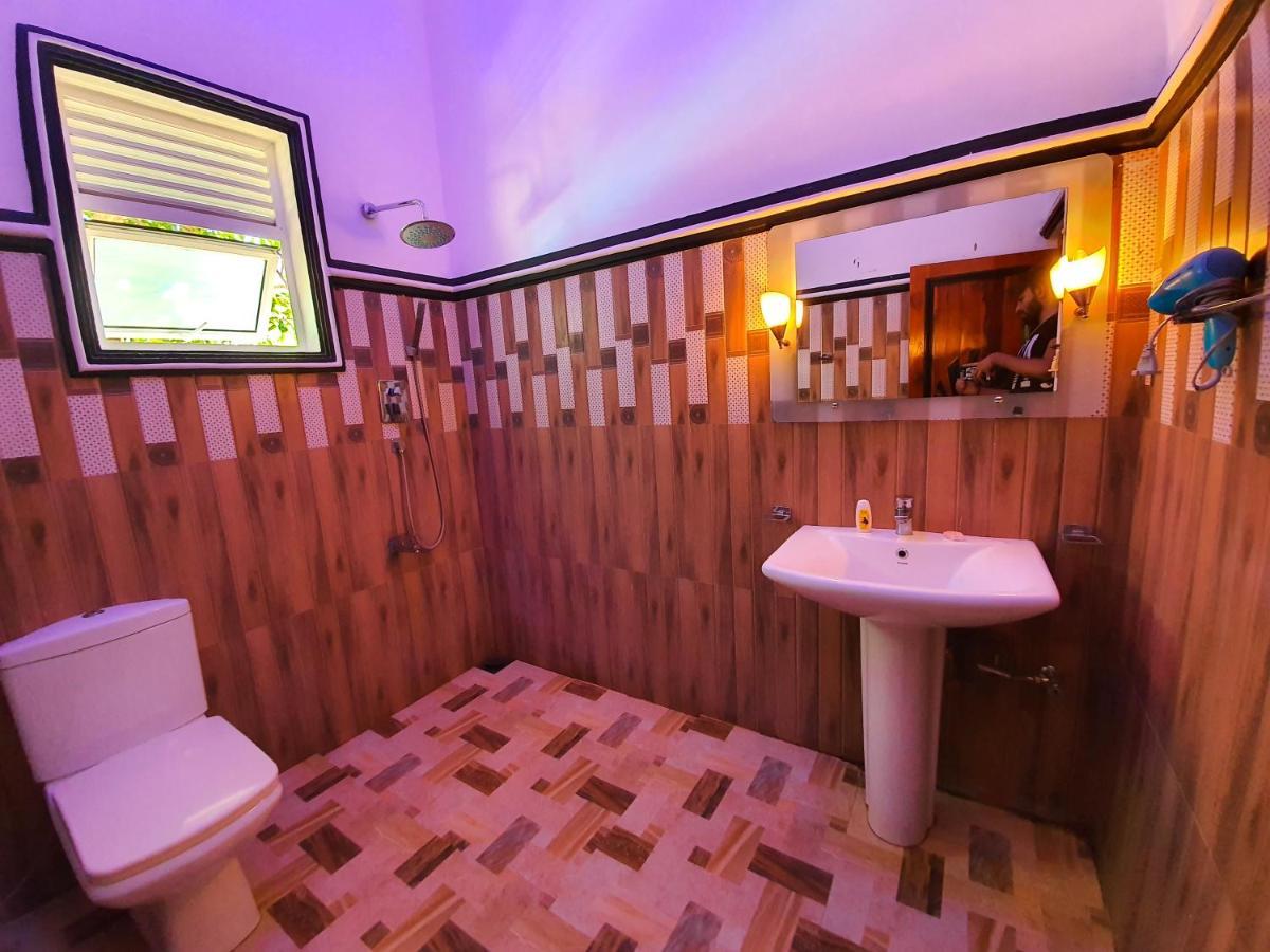 Peacock Reach Hotel Tissamaharama Ngoại thất bức ảnh