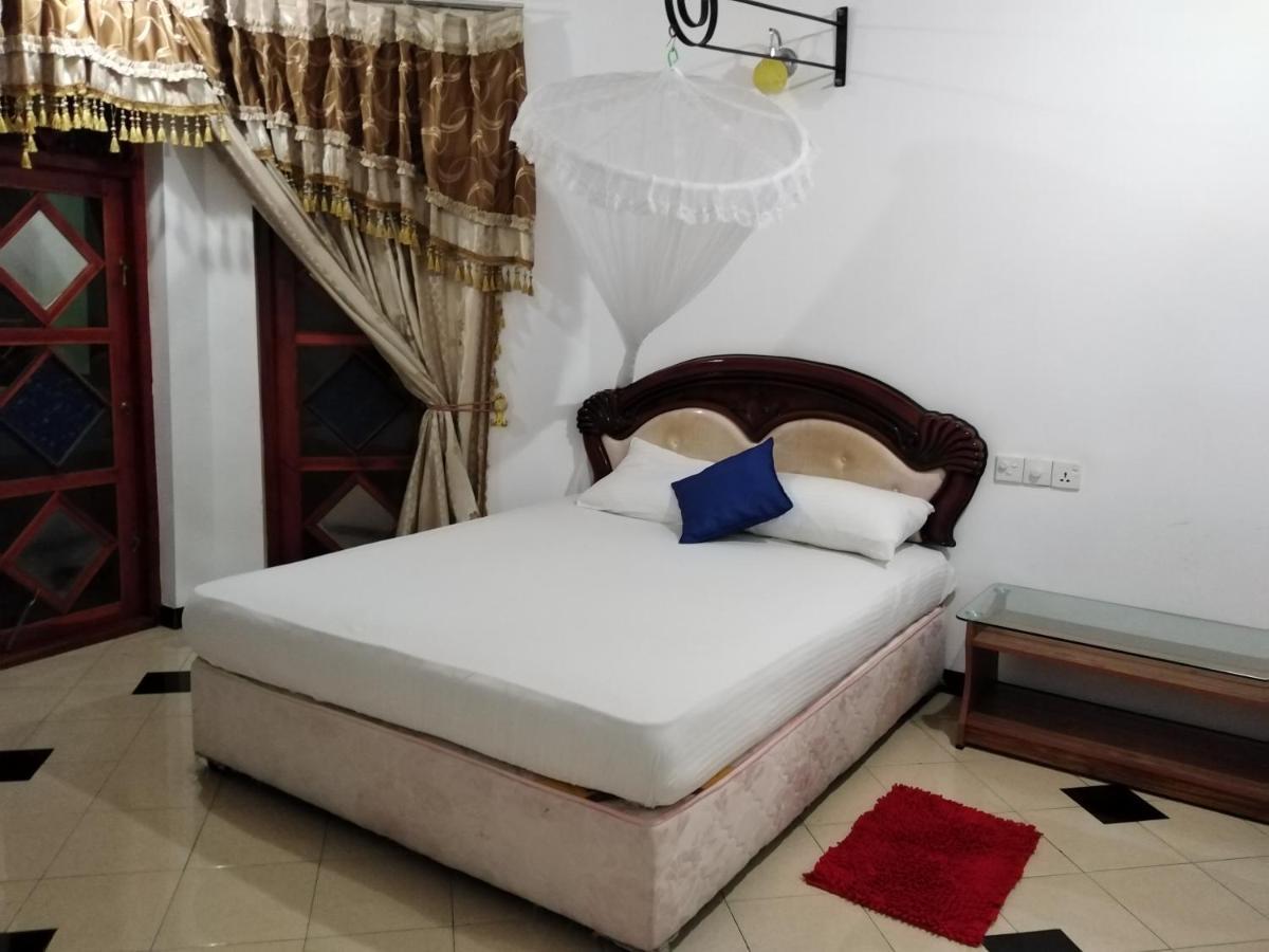 Peacock Reach Hotel Tissamaharama Ngoại thất bức ảnh