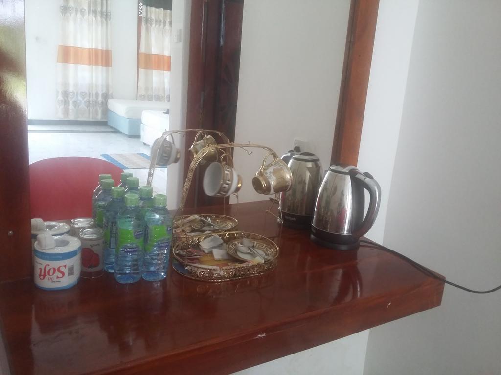 Peacock Reach Hotel Tissamaharama Ngoại thất bức ảnh